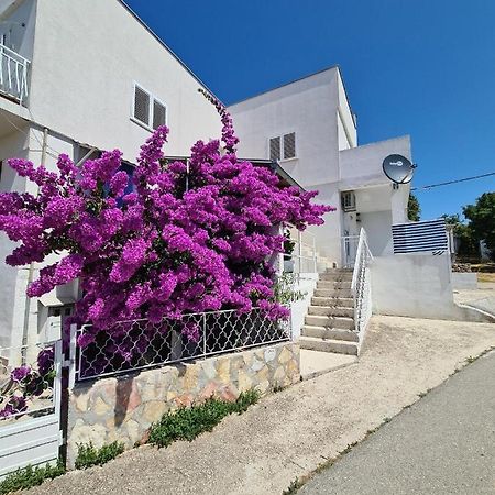 Maslenica-Bougainvillea Exterior foto